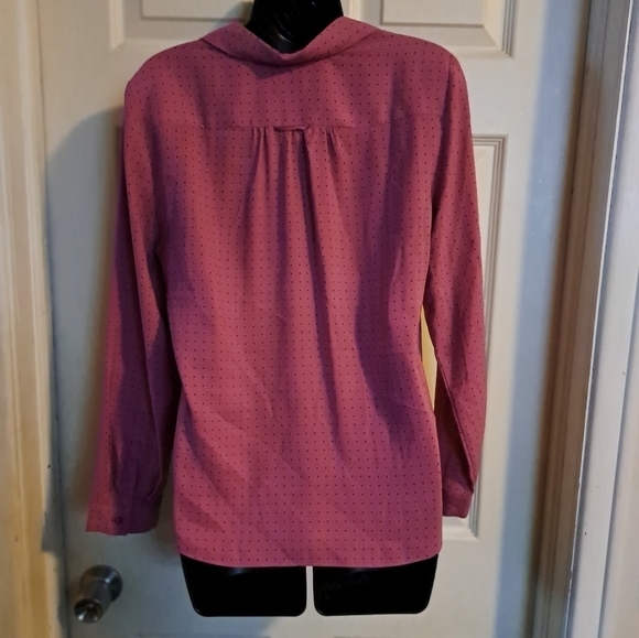 Loft polka Dot Blouse half button size MP - Picture 7 of 10